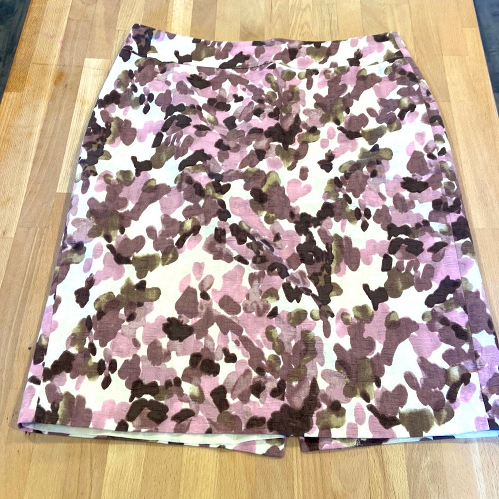 Ann Taylor purple lavender brown & white print zip back pencil shirt 4